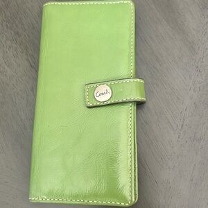 Coach skinny card and bills holder - green olive preloved